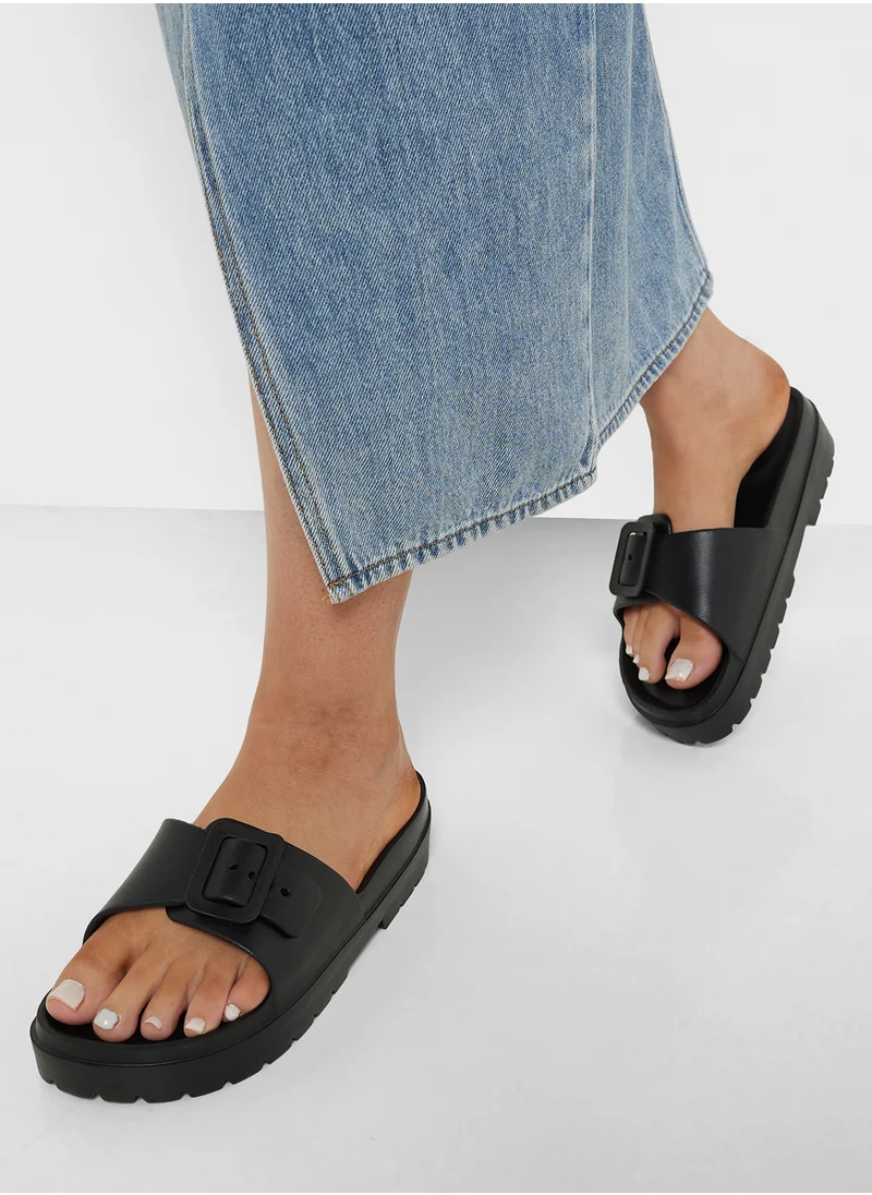 جينجر Square Buckle Slides