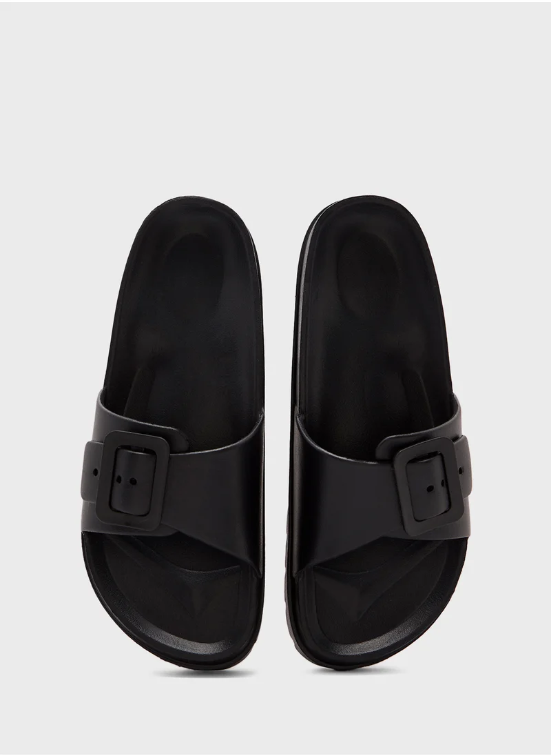 جينجر Square Buckle Slides