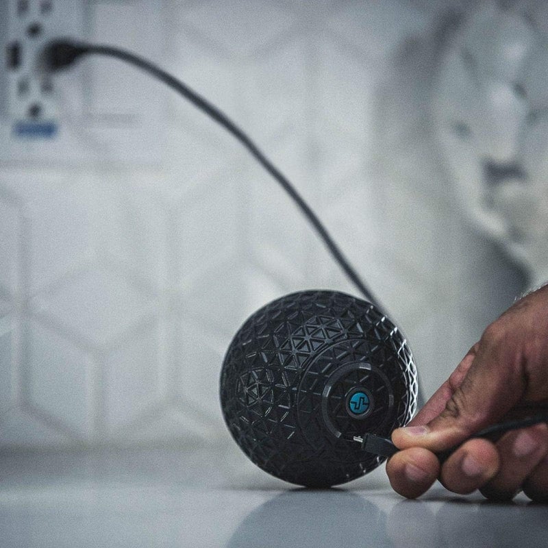 COMPEX Molecule Compact Vibrating Massage Ball - Image 3