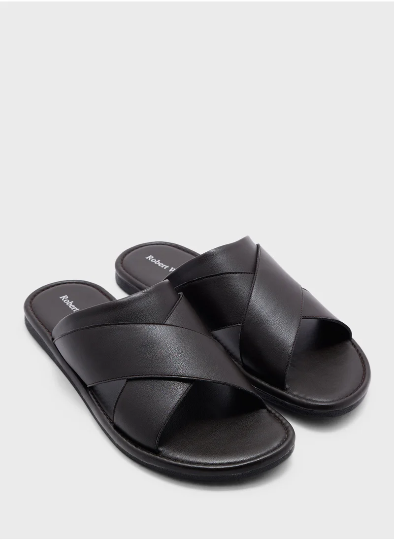 روبرت وود Cross Strap Casual Sandals