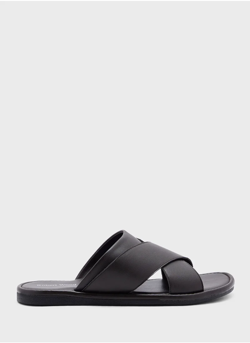 روبرت وود Cross Strap Casual Sandals