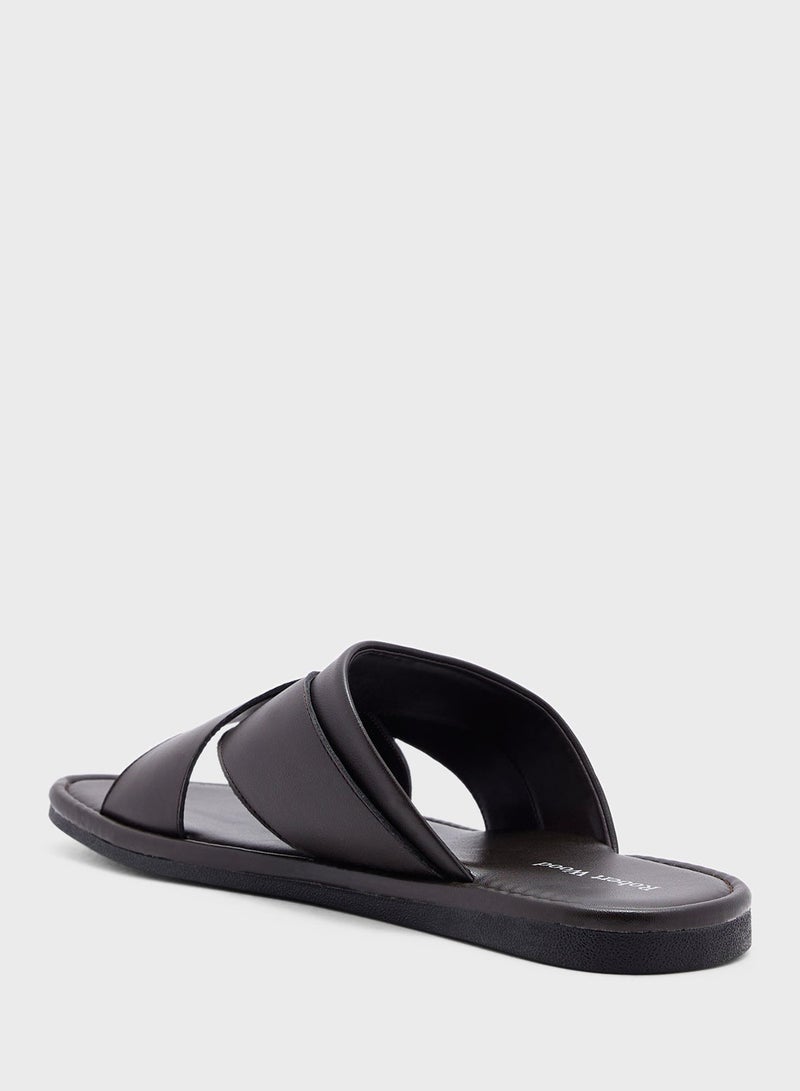 روبرت وود صنادل كاجوال بحزام متقاطع - Image 3