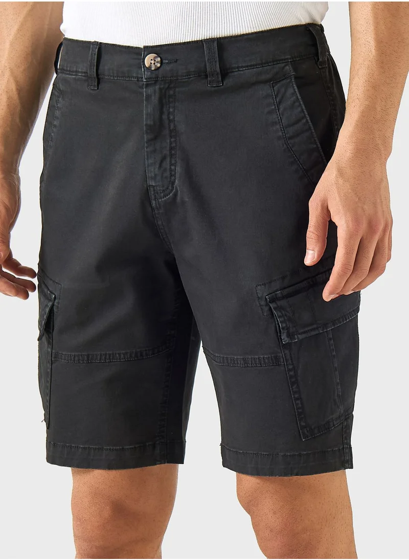 إيكو يو إن إل تي دي. Pocket Detail Shorts