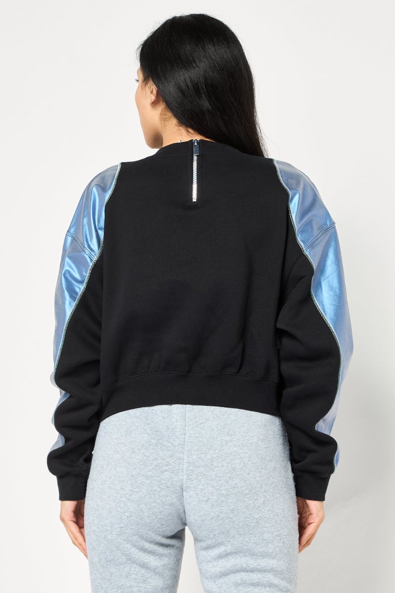 Nike Women Sportswear Fit Long Sleeve Outdoor Sweatshirt, Black - Image 2