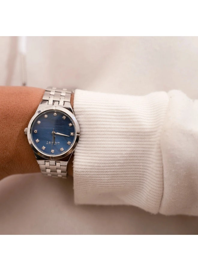 LIGANT Luxury Women's Stainless Steel Watch in Silver - Elegant Modern Design - Rust Resistant Metallic Wristwatch for Events & Daily Wear - Image 4