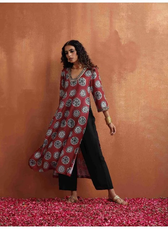 trueBrowns Maroon Print High Slit Kurta Set