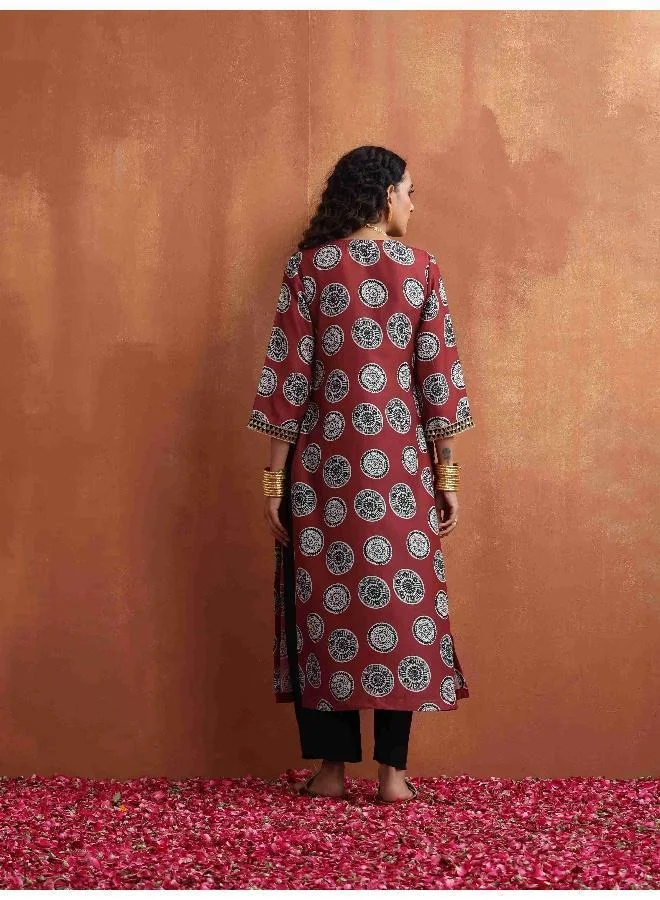 trueBrowns Maroon Print High Slit Kurta Set
