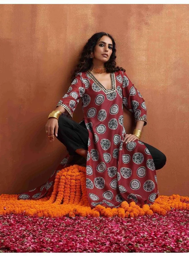 trueBrowns Maroon Print High Slit Kurta Set