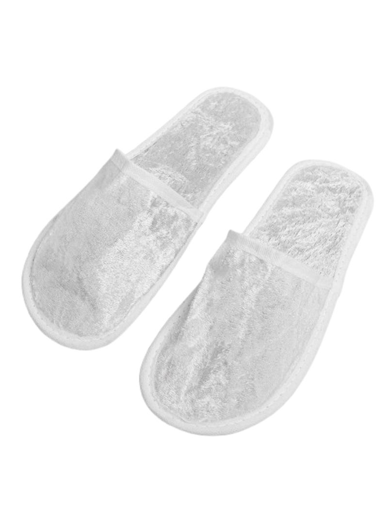 Asraar Couple Retreat Bundle 6-Piece Set – Includes 1 Male Bathrobe XL, 1 Female Bathrobe XL, 2 Luxurious Slippers, and 2 Premium Towels 50 x 80cm 250g – Perfect for Relaxation – High-Quality Fabric for Spa-Like Experience at Home – Ideal for Couples  - Image 4