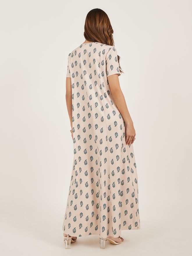 Styli Amirah All Over Print Short Sleeve Pintuck Jalabiya  - Image 4