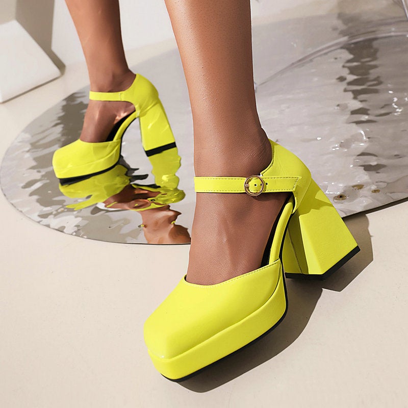Dropshopping2022 High Heel Buckle Women'S Shoes 40-42 Square Head Hollow Fashion Sandals - Image 4
