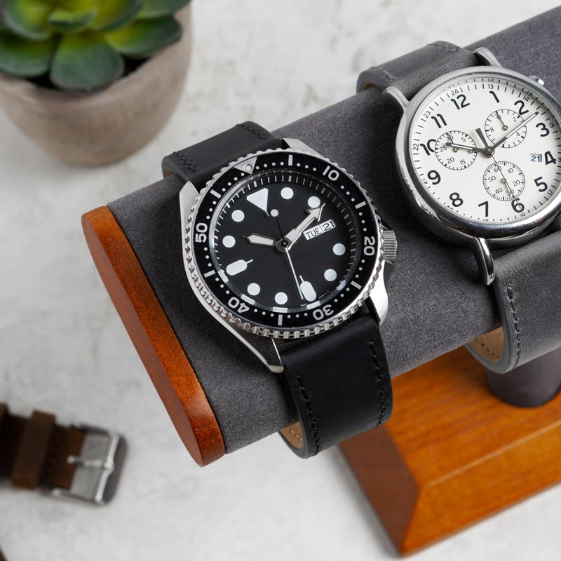 Benchmark Basics Benchmark Leather Watch Band - Crazy Horse Leather Watch Straps for Men & Women - Quick Release Spring Bars (Black, 18mm) - Image 2