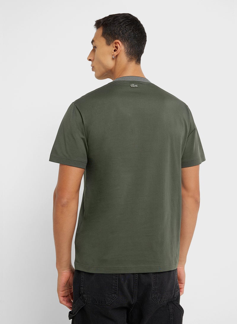 لاكوست تيشيرت برقبة دائرية وأكمام قصيرة - Image 2