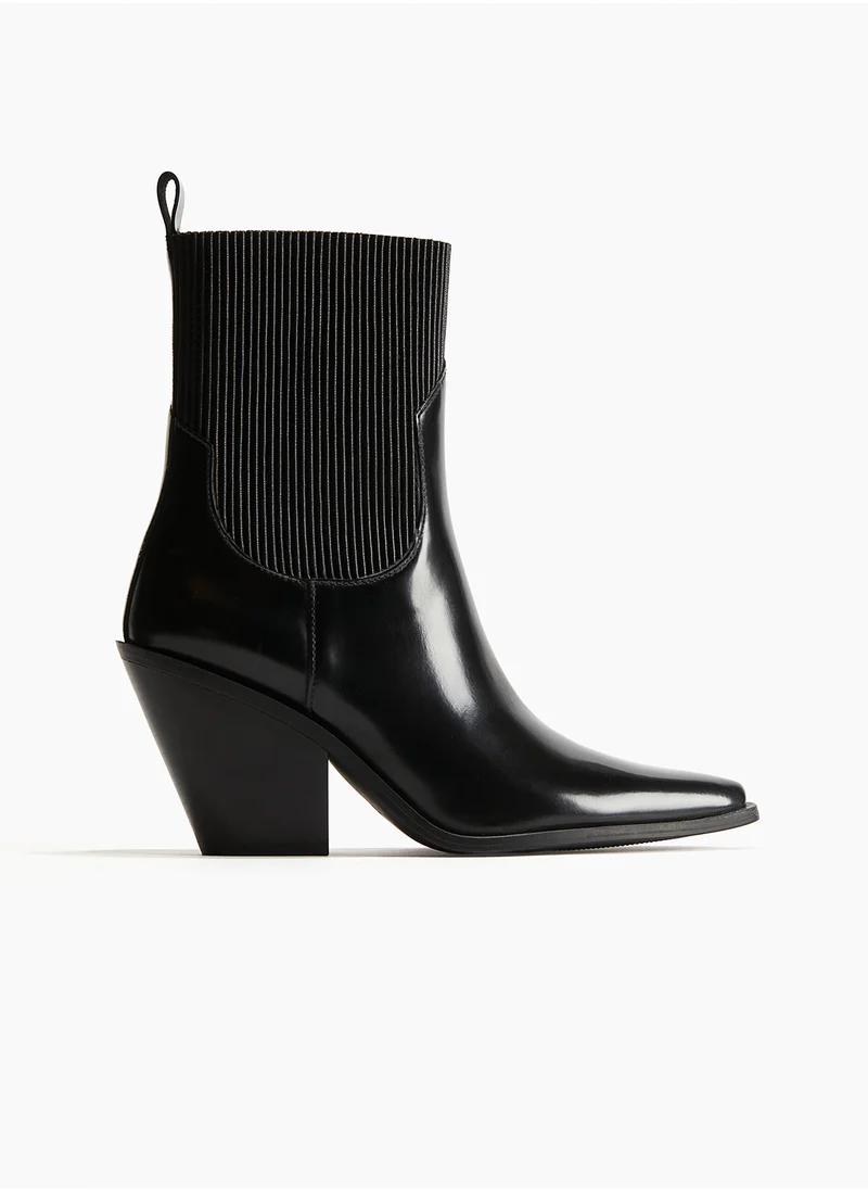 H&M Pointed Boots