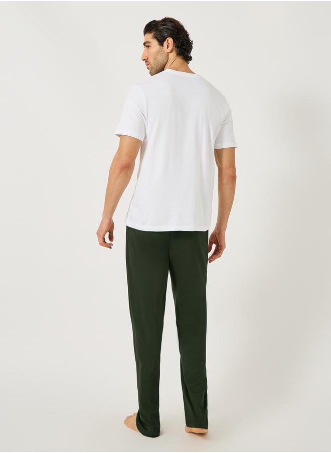 Solid Contrast Pocket Detail T-Shirt and Pyjama Set