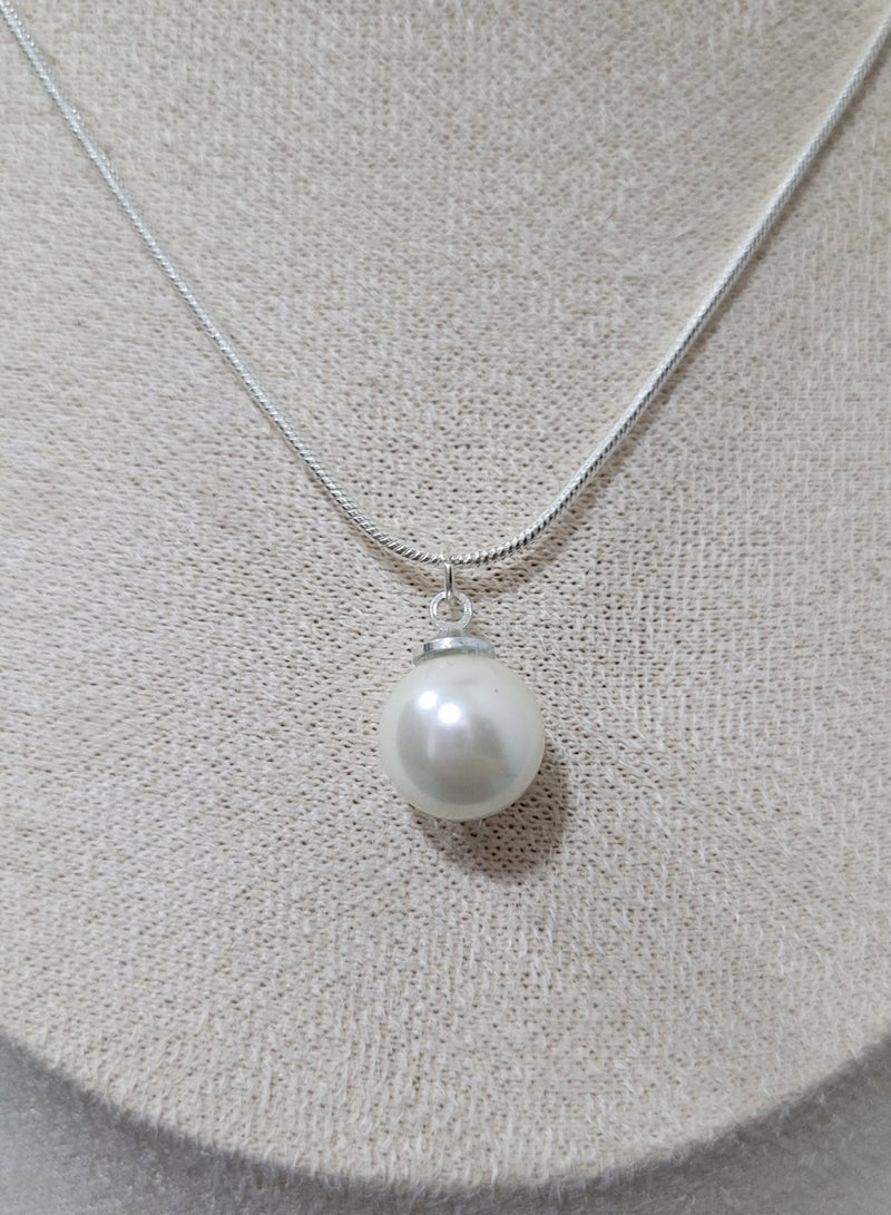 Minorisa 925 Sterling Silver Round Chain Necklace with Baroque Pearl Pendant - Image 1