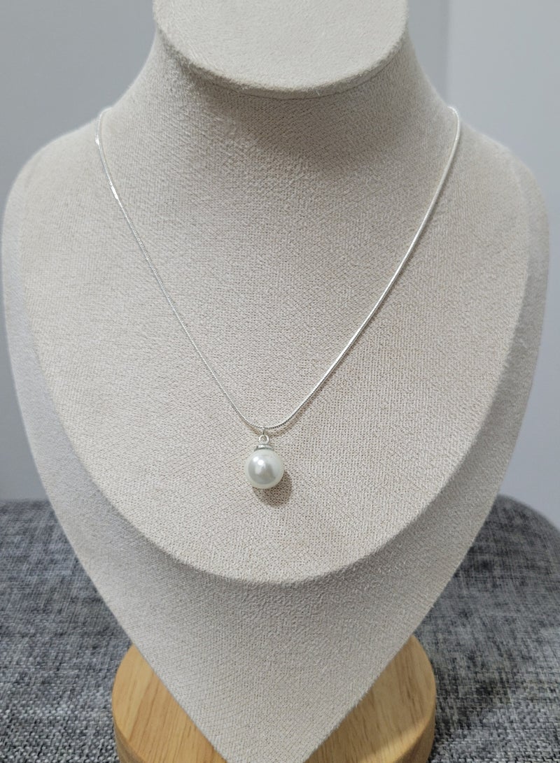 Minorisa 925 Sterling Silver Round Chain Necklace with Baroque Pearl Pendant - Image 2