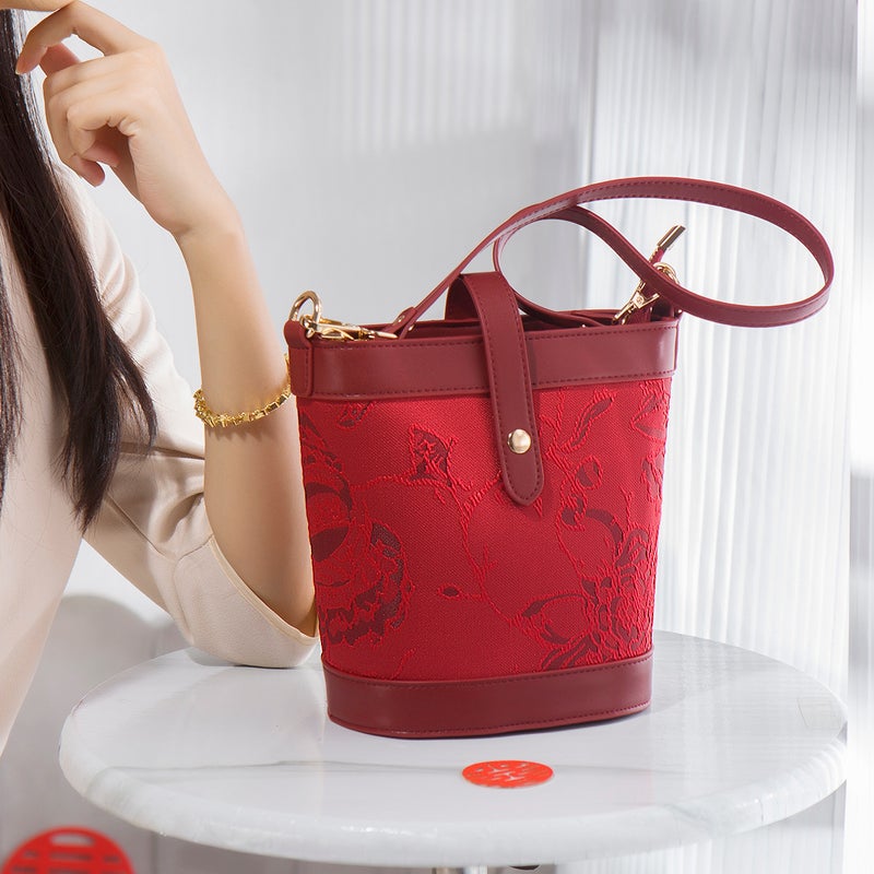 Bag Women'S 2023 New Red New Chinese Shoulder Bucket Bag Crossbody Bag Wedding Fashion Bride Wedding Bag - Image 2
