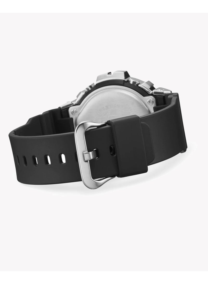 كاسيو G-Shock GM-6900U-1DR قرص رقمي مغطى بالمعدن بسوار من الراتنج الأسود - Image 3