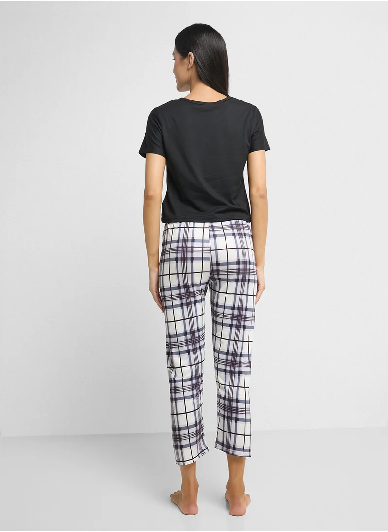 Ginger Checkered T-Shirt & Pyjama Set