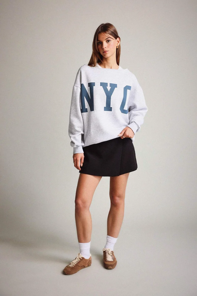 ديفاكتو Sweatshirt
