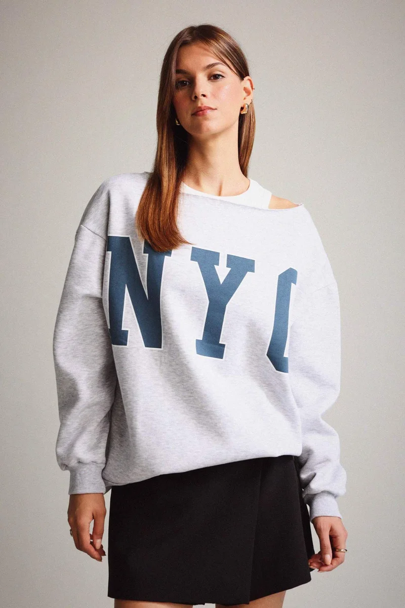 ديفاكتو Sweatshirt