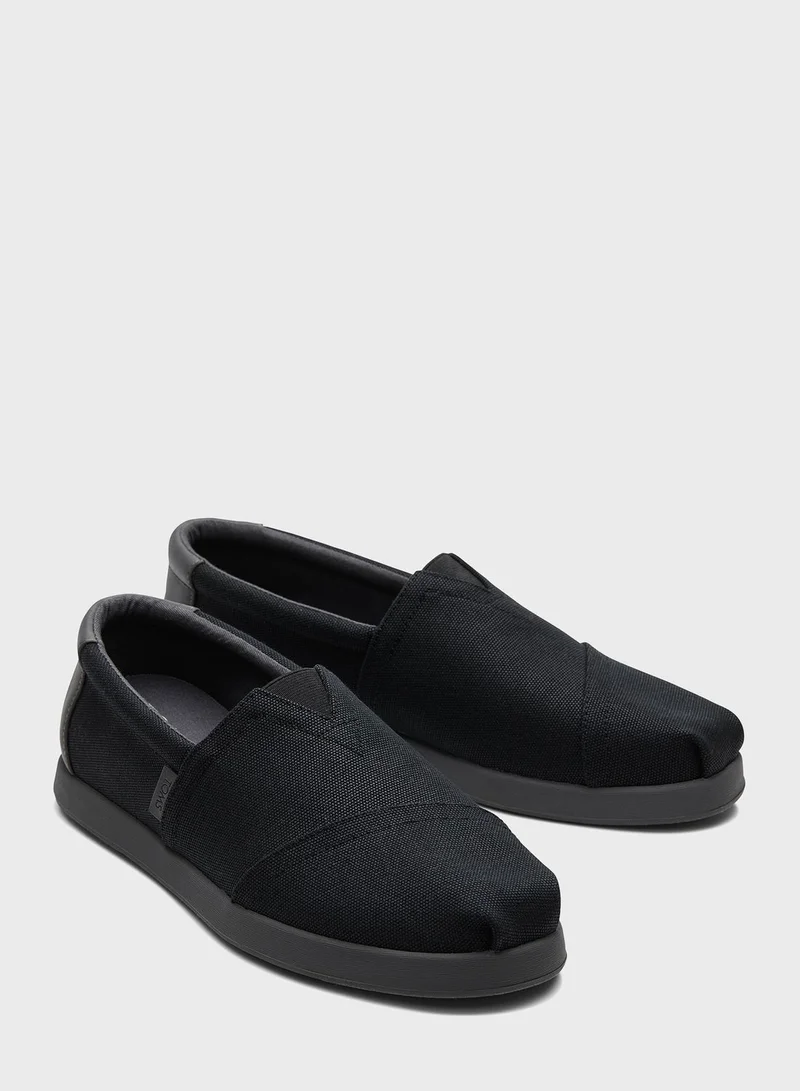 TOMS Casual Slip Ons Loafers