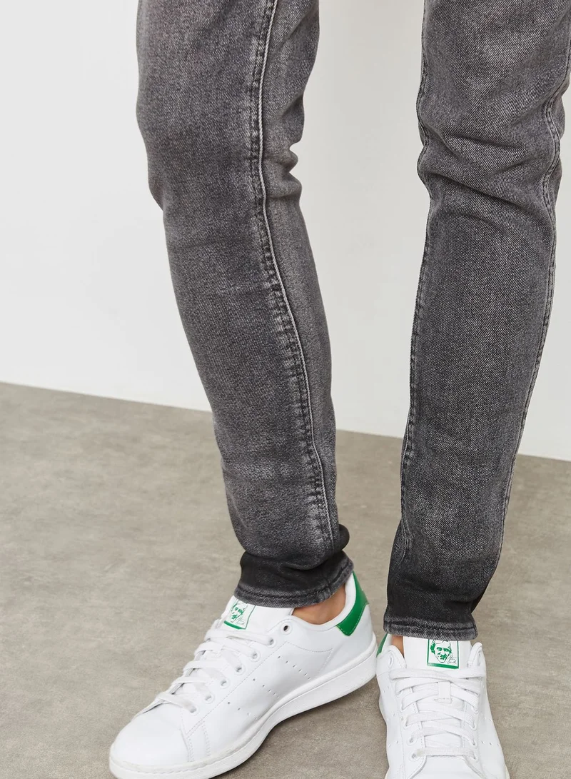 Levi's Line 8 Mid Rise Skinny Jeans
