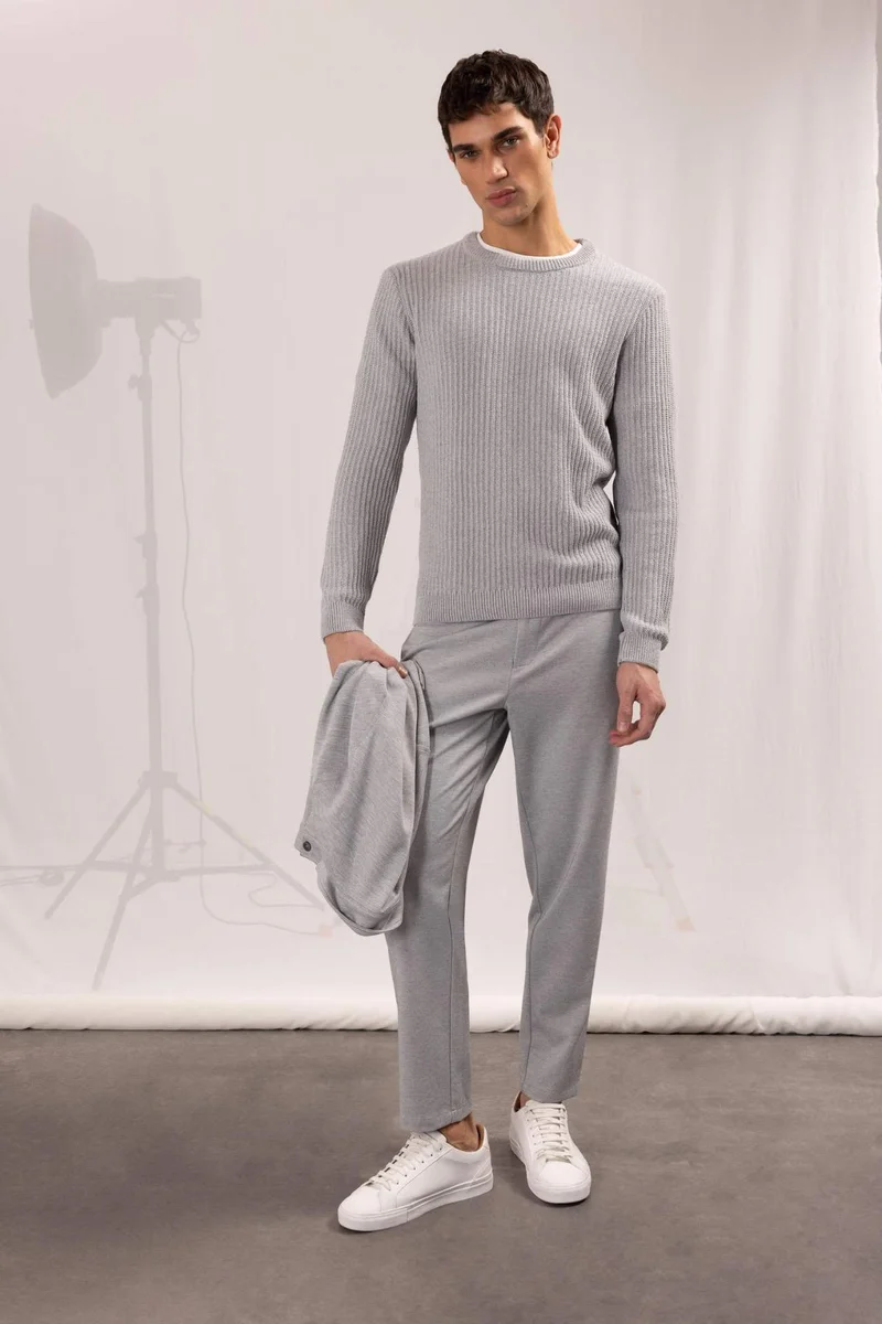 ديفاكتو Basic Straight Leg Summer Fabric Joggers