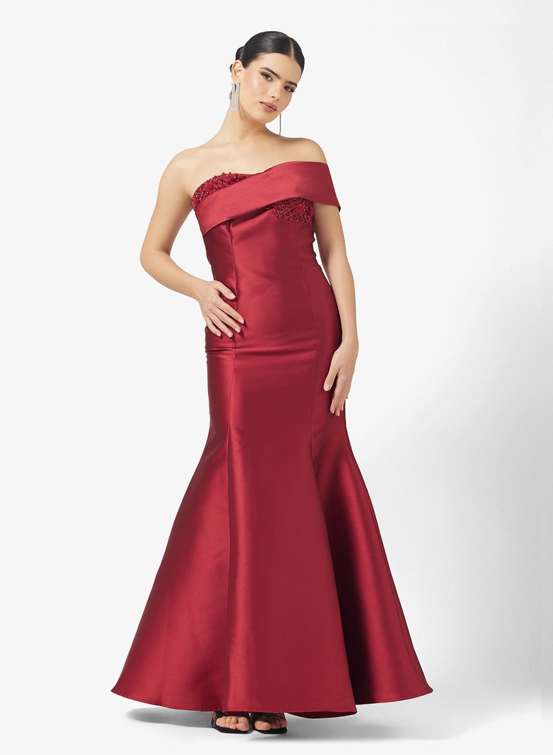 Namshi x Off Shoulder Jewel Embellished Mermaid Gown - Image 5