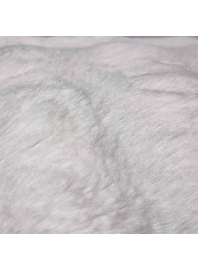atmosphera Zephy 3D Fur Square Shaped Cushion White 45 x 45cm 212506 - Image 4