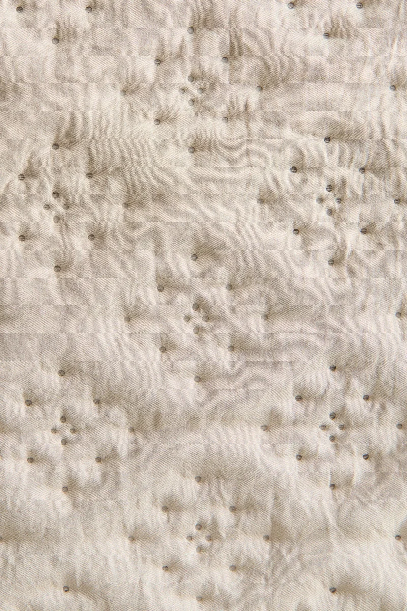 اتش اند ام شرشف سرير مبطن