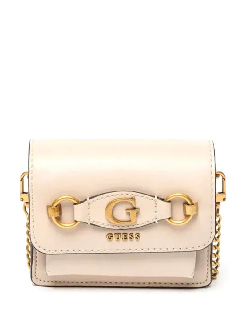 جس حقيبة صغيرة بتفاصيل شعار Izzy Micro من Guess - Image 1