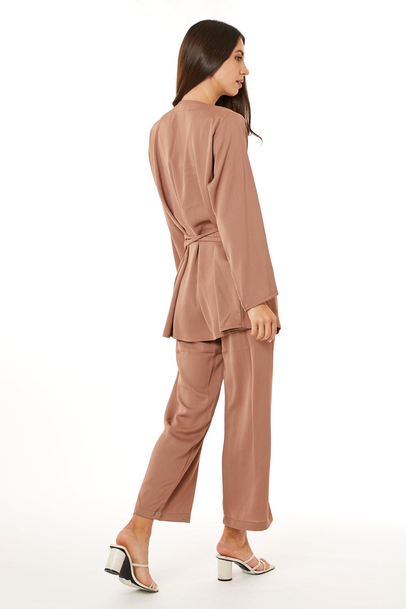 Moistreet Belted Top & Pant Set - Image 5
