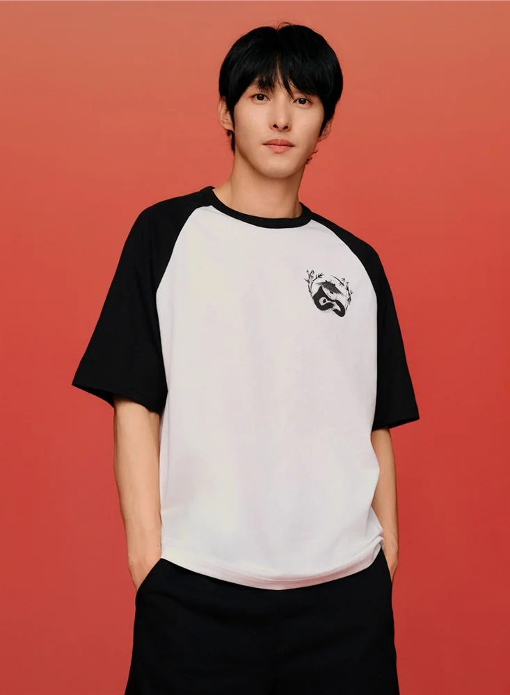 GIORDANO Men's Kung Fu Panda Series Short Sleeve Relaxed Fit T-Shirts