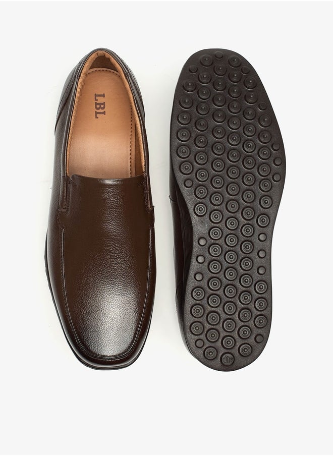 LBL by Shoexpress Men Solid Slip-On Loafers  - Image 4