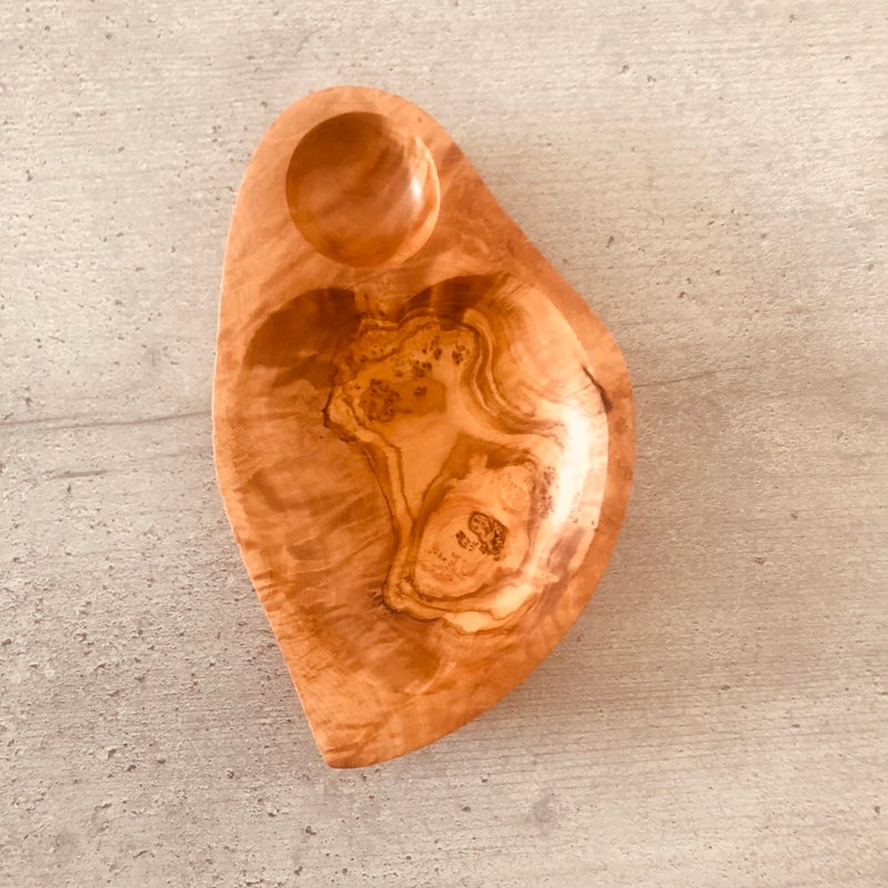 Olive wooden appetiser dish heard shape appetiser display unique ring dish Party platter Hand Carved size 83 x 47
