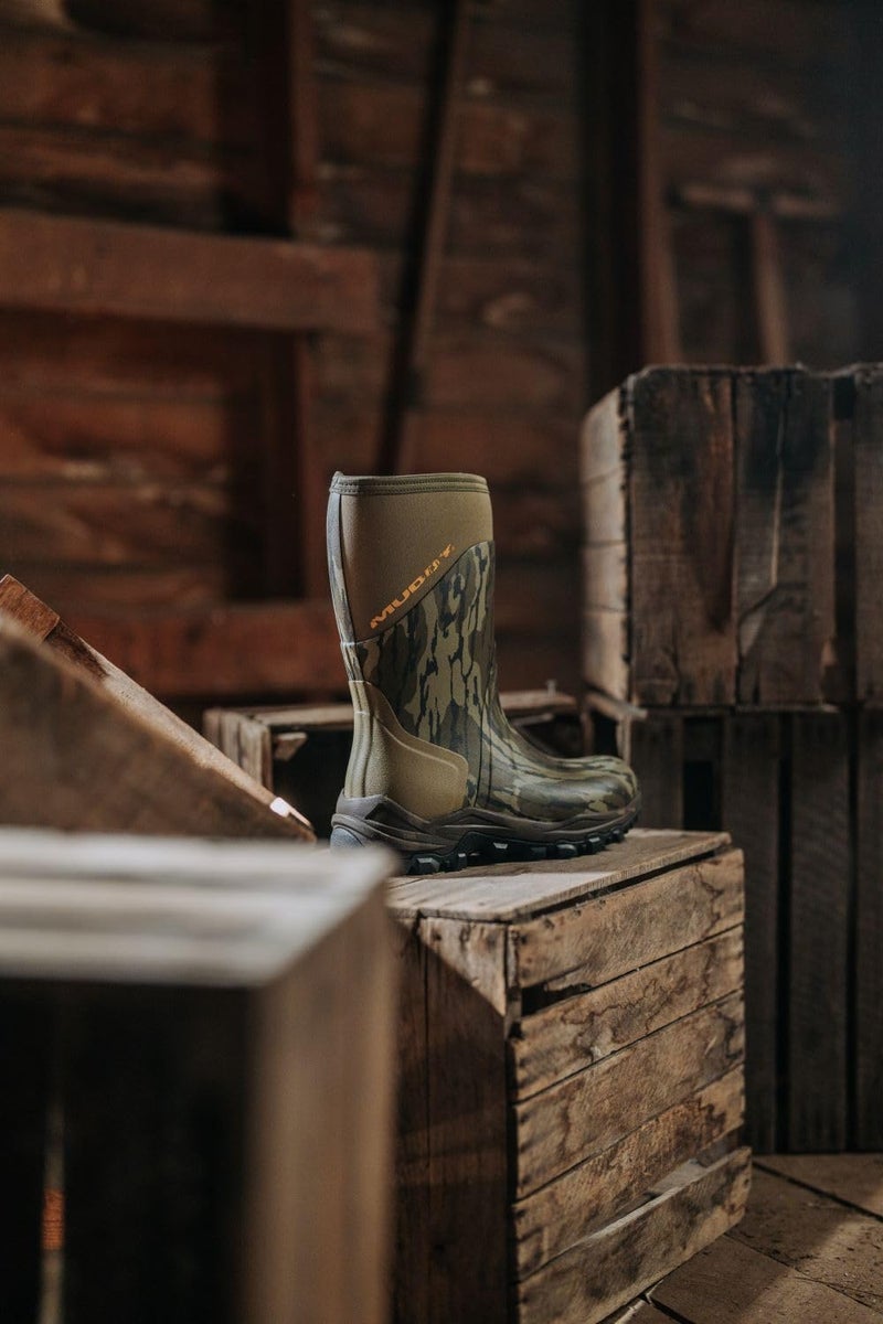 Muddy Outdoors DV8 13" Rubber Boots Rubber Mossy Oak Bottomland Men's 10 D - Image 2