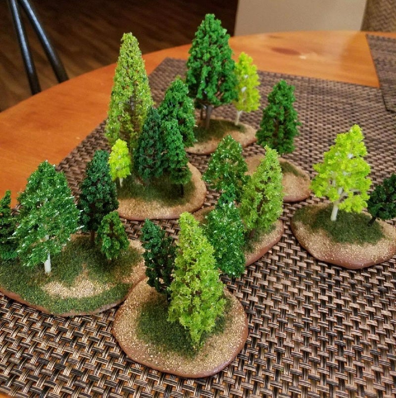 OrgMemory Mixed Model Trees, 70pcs, 1.5-6 inch(4-16 cm), Ho Scale Bushes with Animals Figures, Plastic Trees for Projects, Model Train Scenery - Image 5