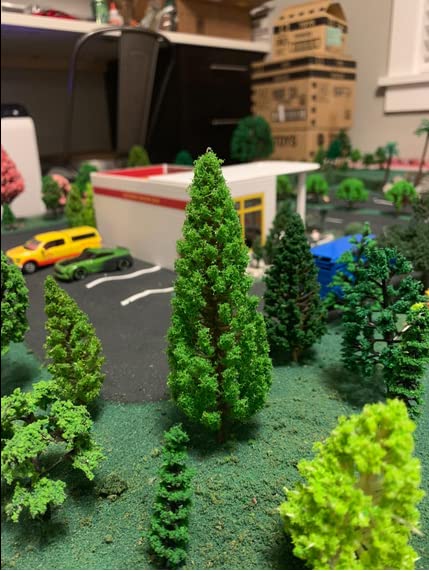 OrgMemory Mixed Model Trees, 70pcs, 1.5-6 inch(4-16 cm), Ho Scale Bushes with Animals Figures, Plastic Trees for Projects, Model Train Scenery - Image 4