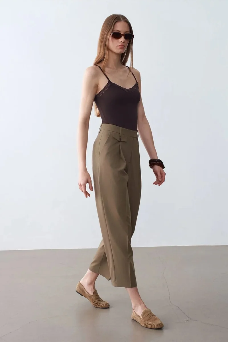 Dilvin Black DILVIN Slim Fit Sleeveless V-Neck Cami Blouse for Women | Best Price UAE