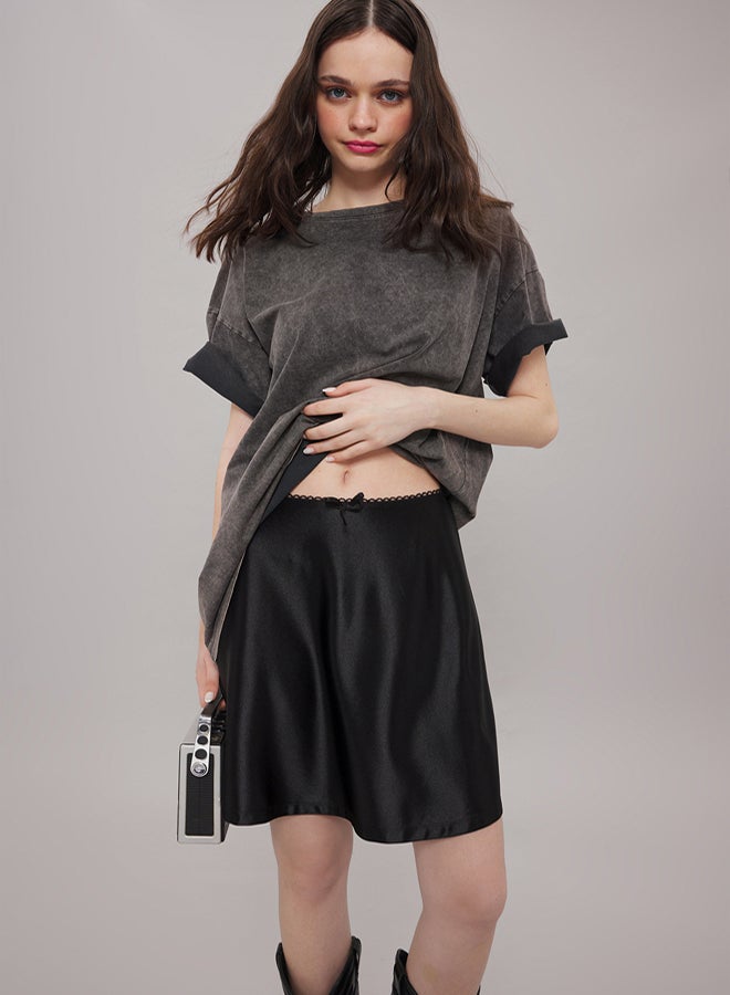 trendyol Black Satin Fabric A Line/Flare Cut Waist Detailed Mini Skirt - Image 2