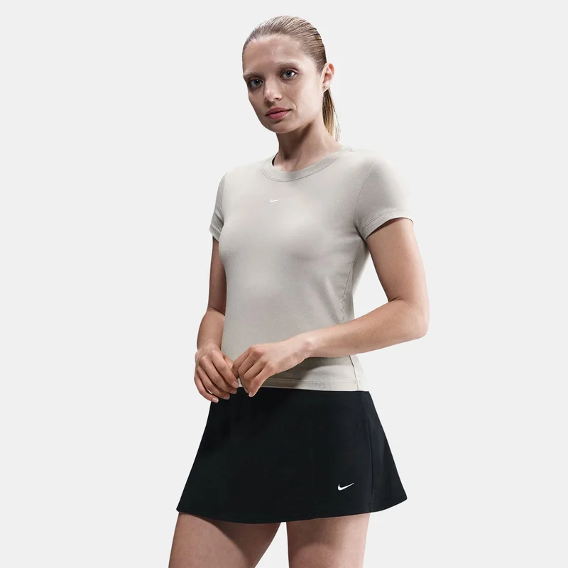 نايكي تيشيرت سبورتسوير تشيل كينت للنساء