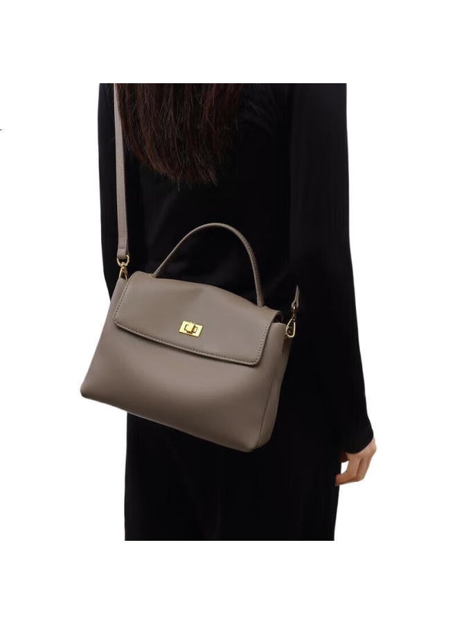 Viney Cowhide Crossbody Bag For Women, Messenger Bag For Commuting, Lightweight Single Shoulder Bag, Birthday Gift With High-End Feeling, Ideal For Gifting To Girlfriend Or Wife - Image 3