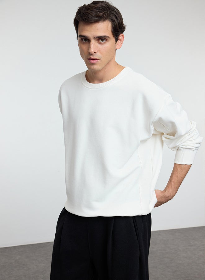trendyol Unisex Ecru Oversize/Wide Cut Fabric Mix Basic Unmarked Sweatshirt - Image 3