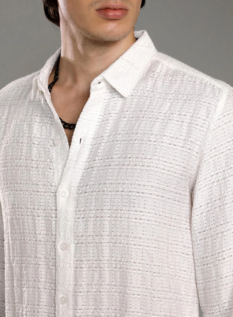 Campus Sutra Men's Cream White Solid Textured Knit Shirt