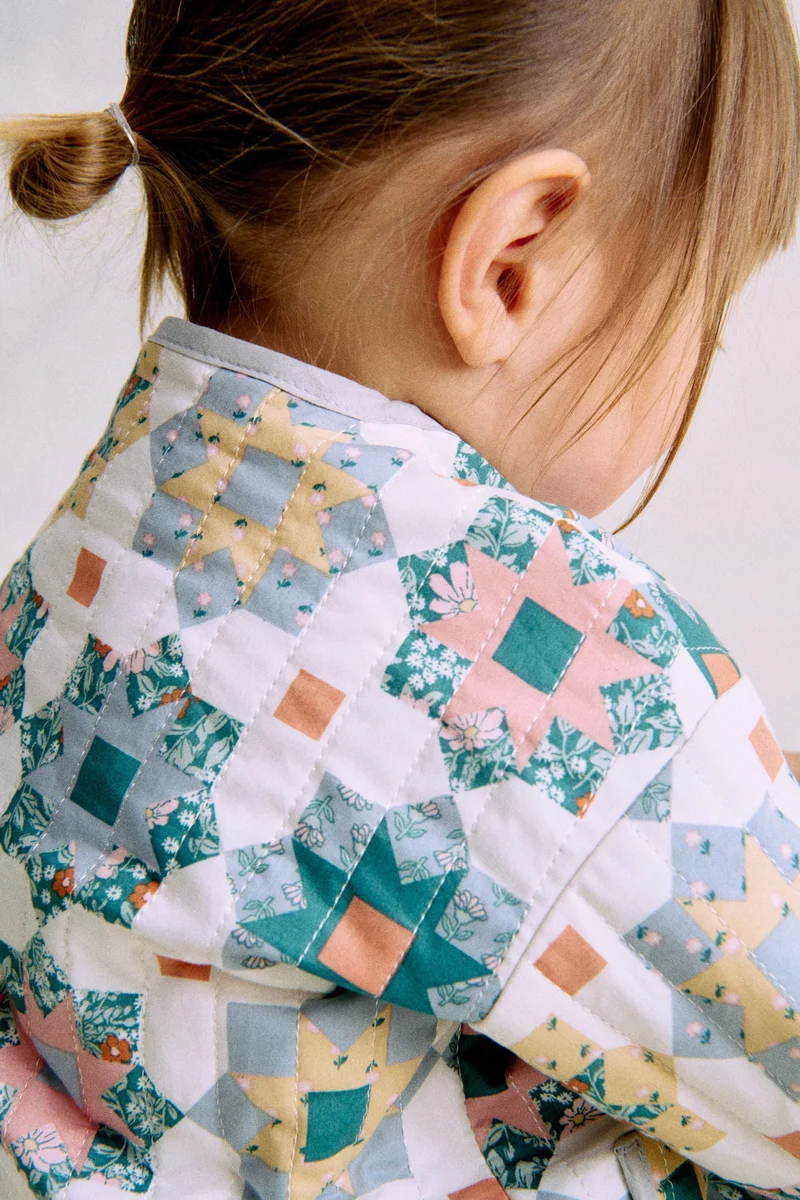 اتش اند ام جاكيت مطبوع ومُبطن