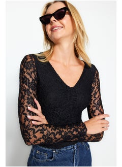 Black Slim Fit Knitted Blouse with Ruffle Detailed and Ruched TWOAW24BZ00391.