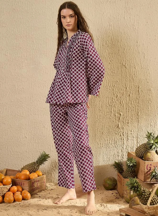 sanskrutihomes Round Neck Geometric Print Top and Pyjama Set