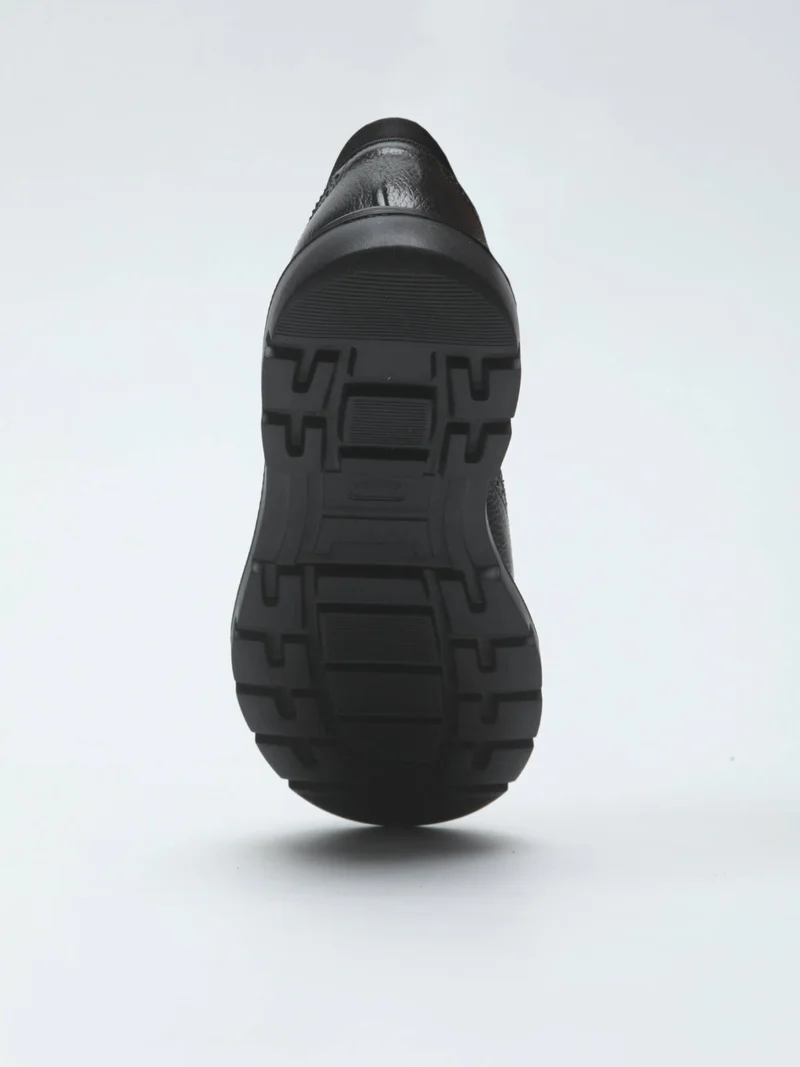 كيب Black Shoes